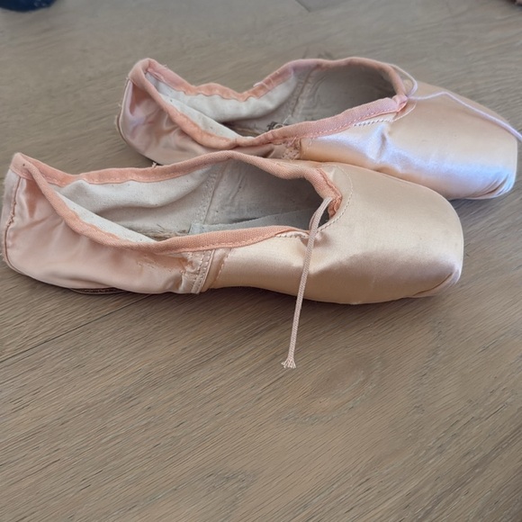 Freed Pointe Shoes size 5 one X DVwing 2.5 - Picture 3 of 4